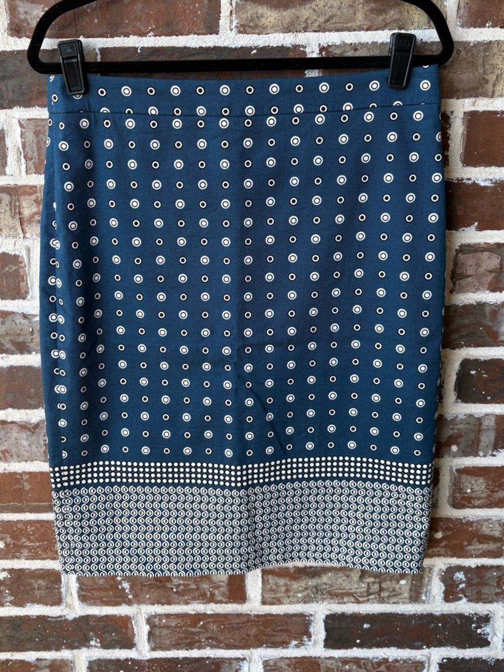 J.Crew No. 2 Pencil Skirt Dark Teal White Dot Print Size 10 - Picture 3 of 14